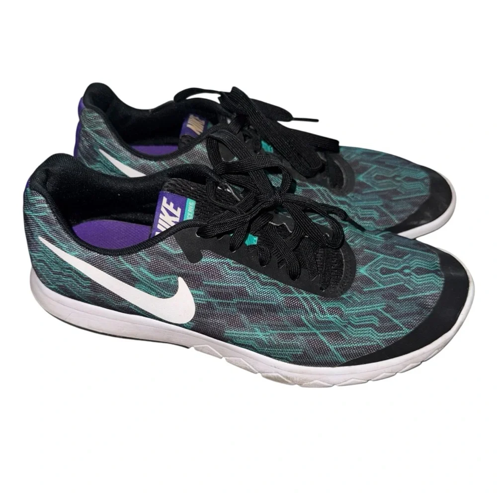 Nike Women's Black and Teal Running Shoes